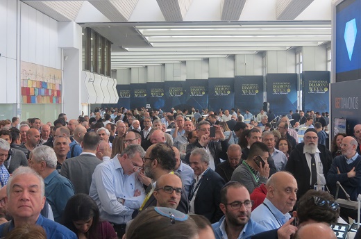 Steady Activity Lifts Mood at Israel Diamond Week 